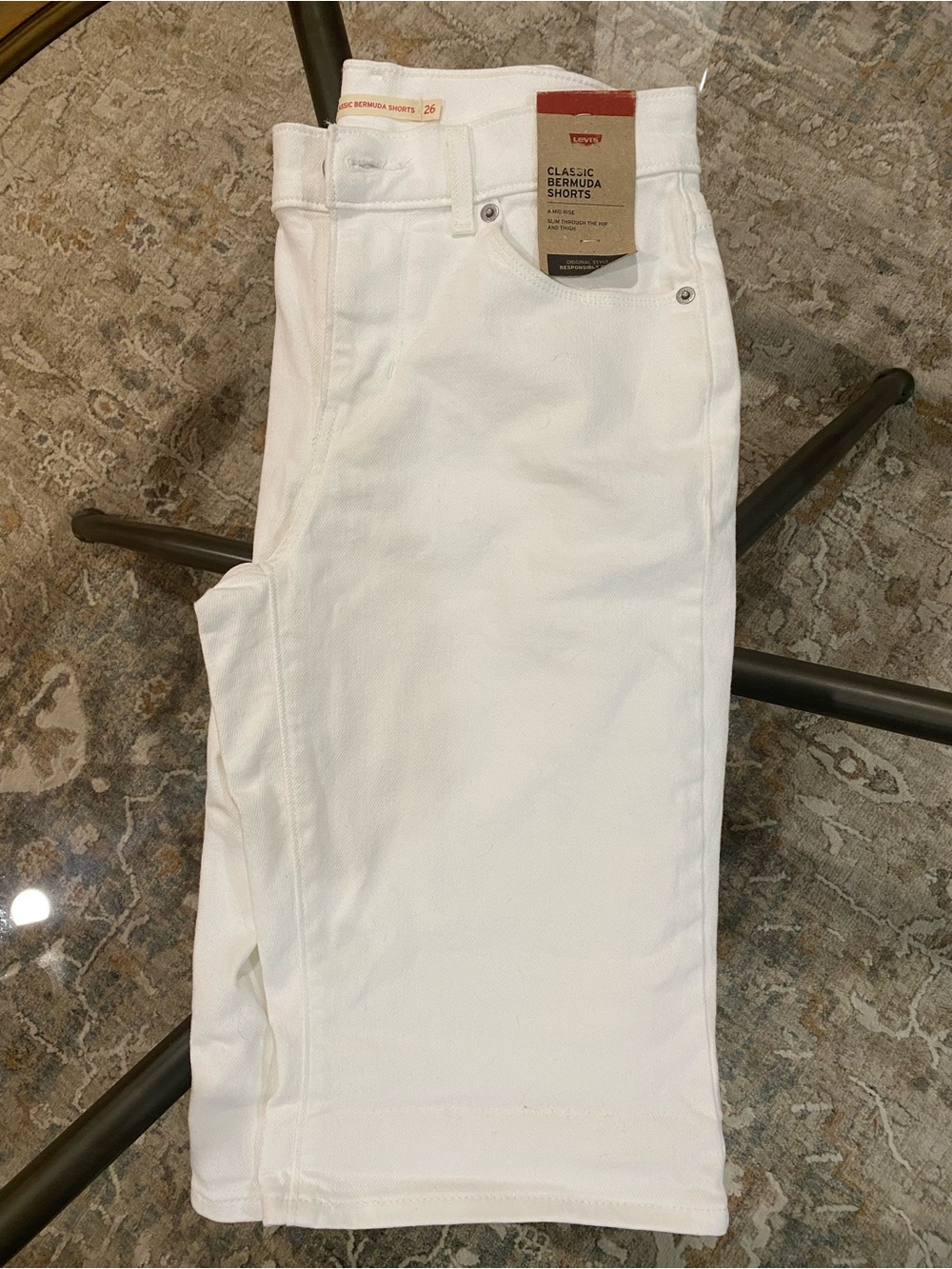 Levi's Women's Relaxed Bermuda Shorts - White